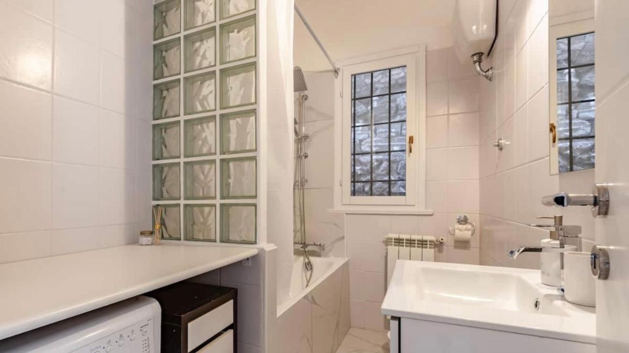 Independent House With Private Patio In Casa vacanze *